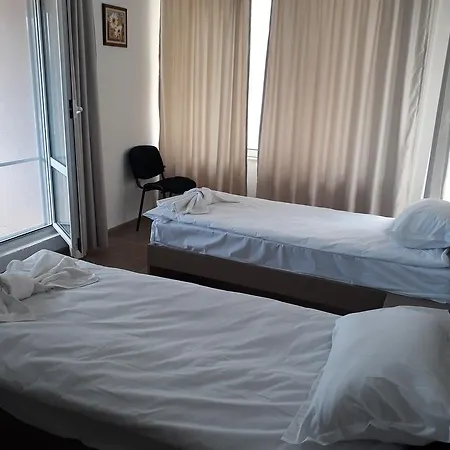 Siana House Guest house