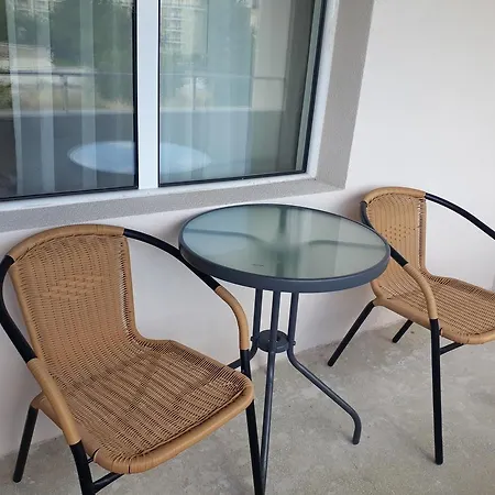 Siana House Къща за гости 2*