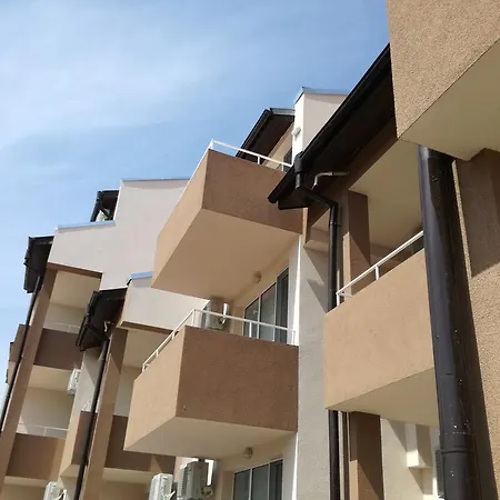Siana House Къща за гости Равда