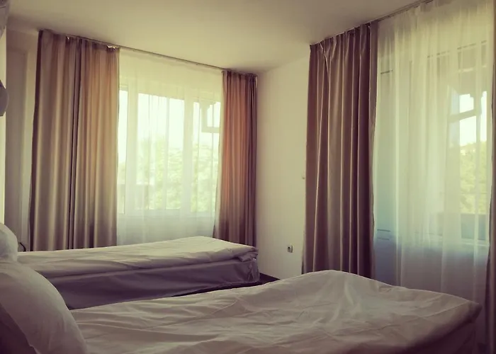 Πανσιόν Siana House