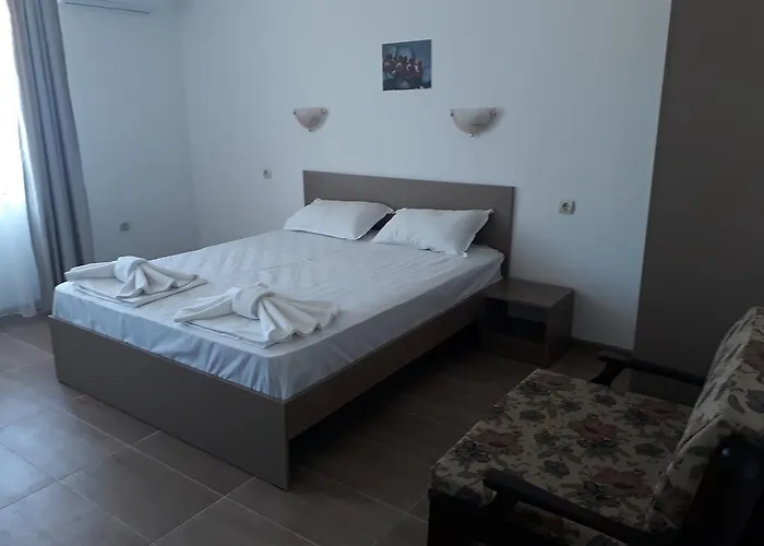 Πανσιόν Siana House