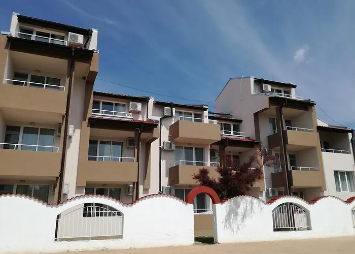 بيت ضيافة Siana House رافدا